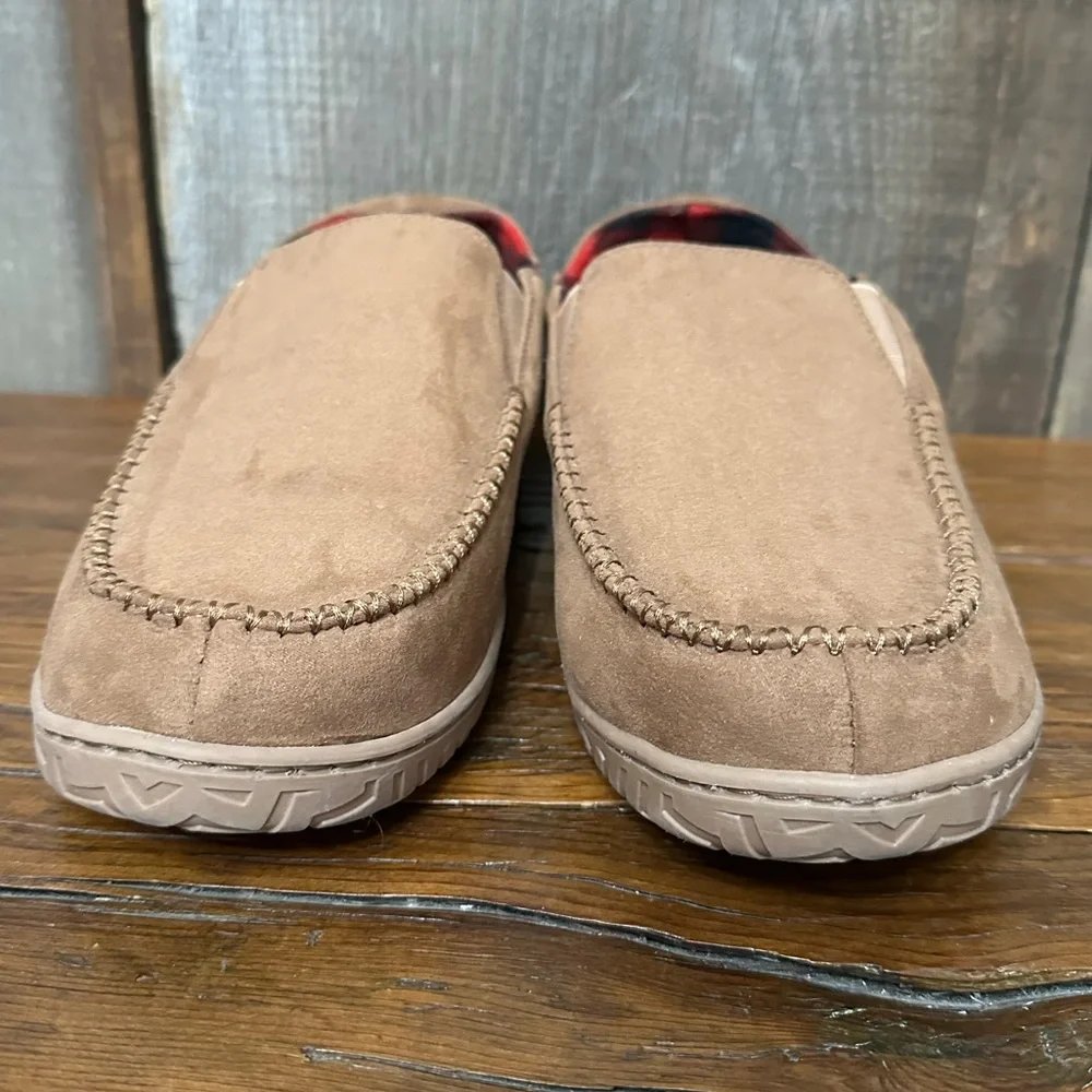 Old Navy Faux Suede Moccasin Slipper Tan Size Large 10-11 Men’s Buffalo Check
